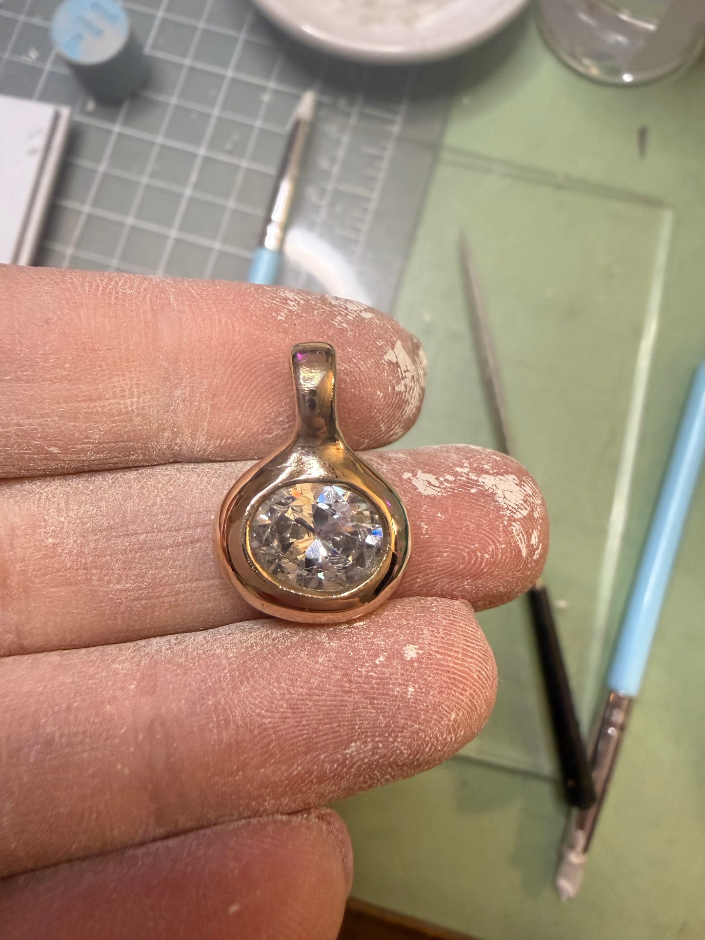 The Luxa Pendant