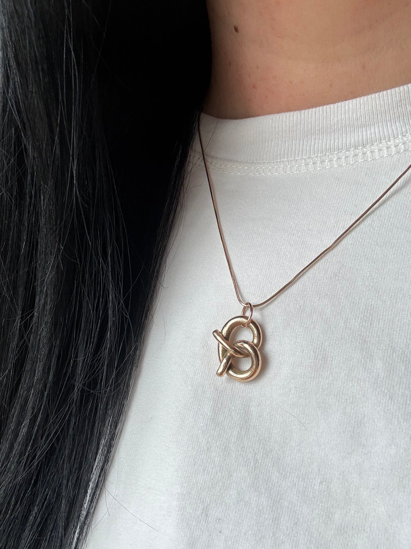 The Bracellum Charm (Pretzel)