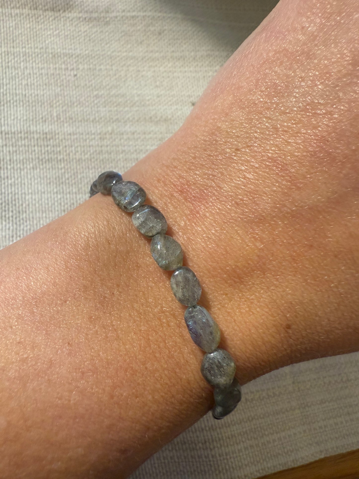 Mini Oval Labradorite Bracelet
