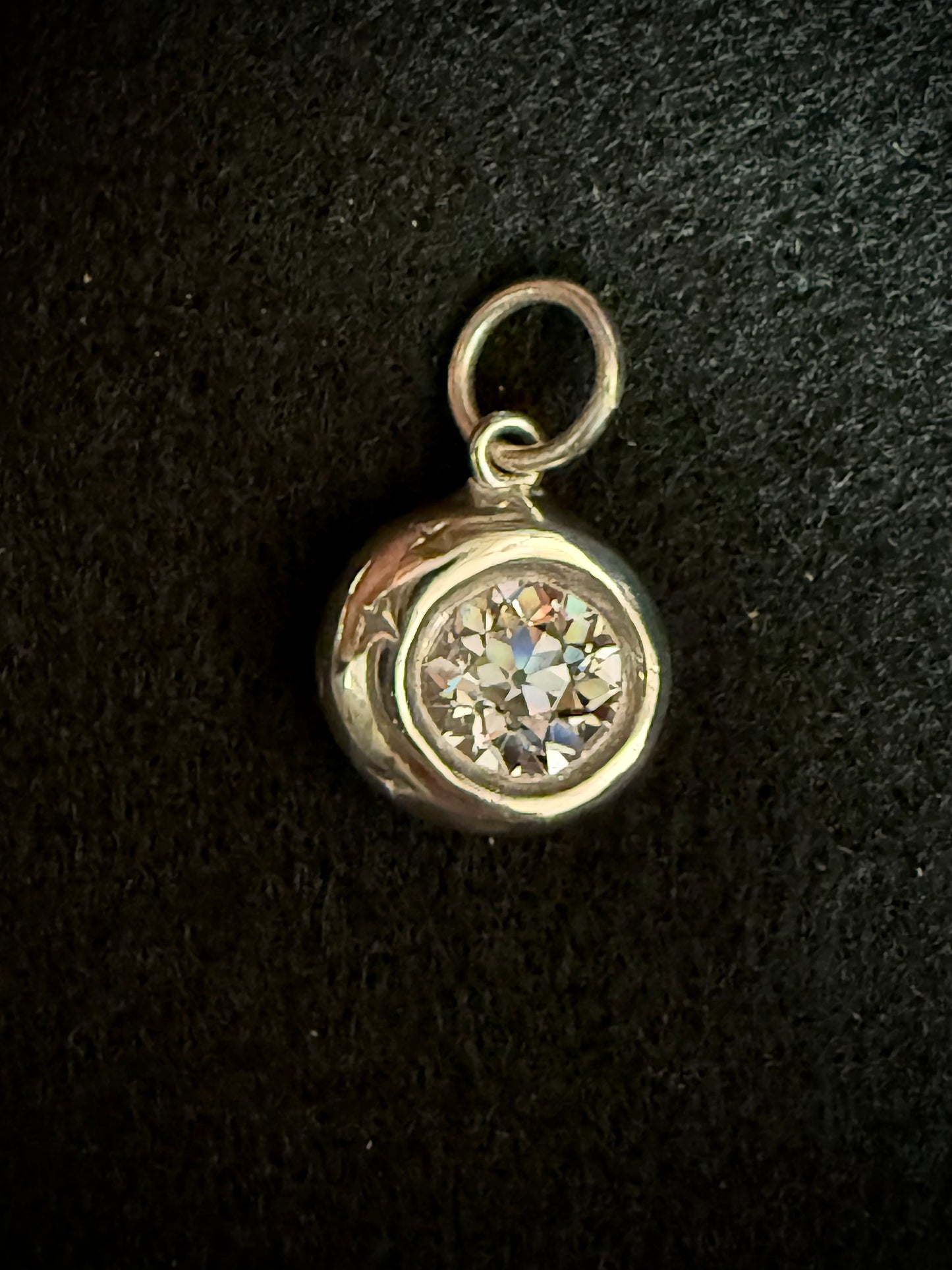 The Lumina Pendant