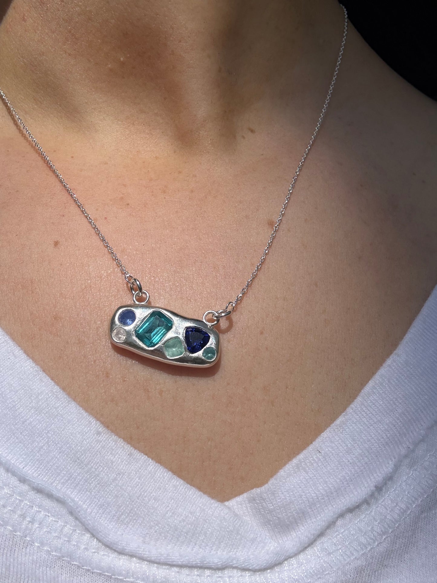 The Confetti Pendant - Indigo