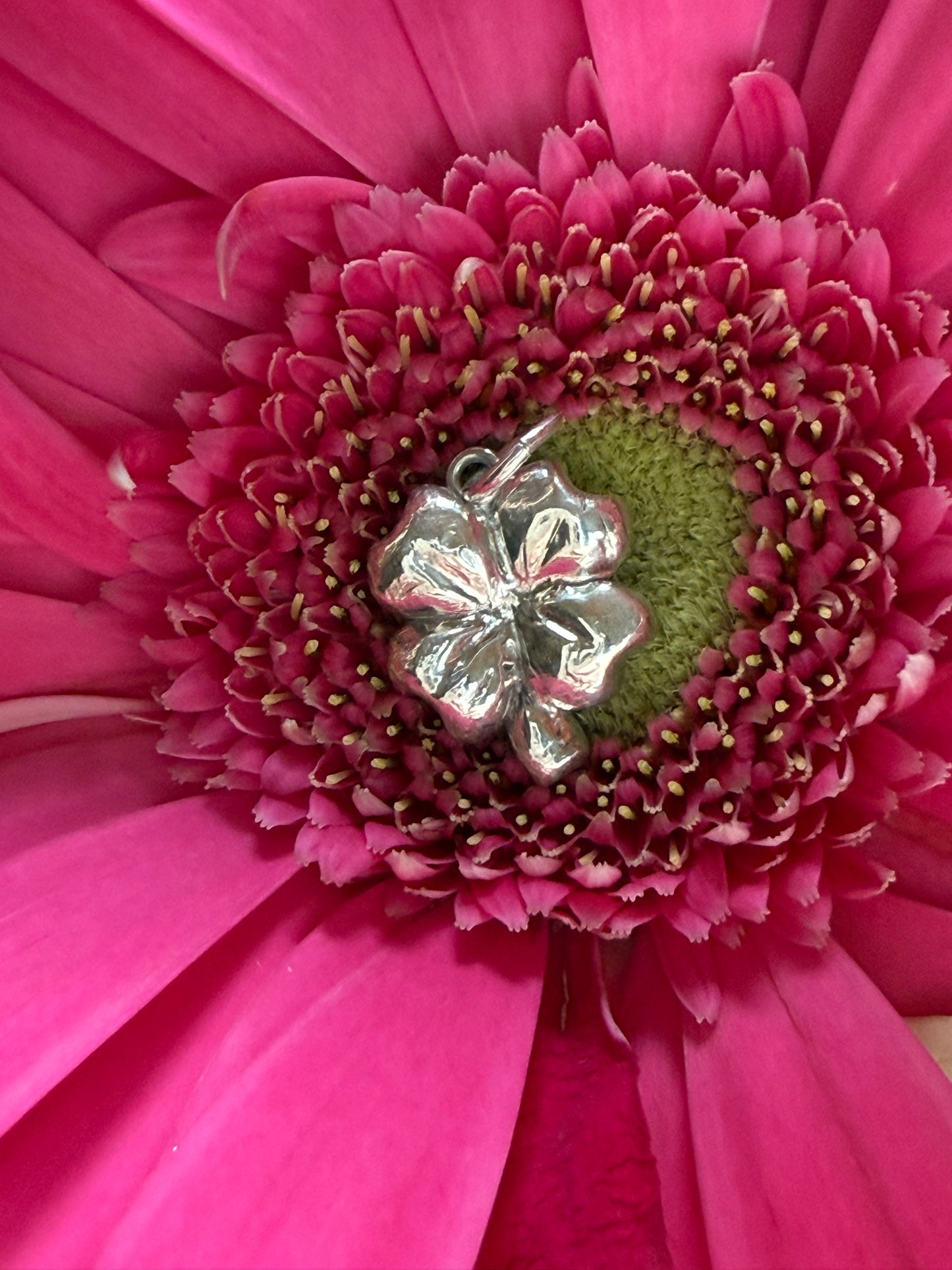 The Fortuna Charm (4 Leaf Clover)