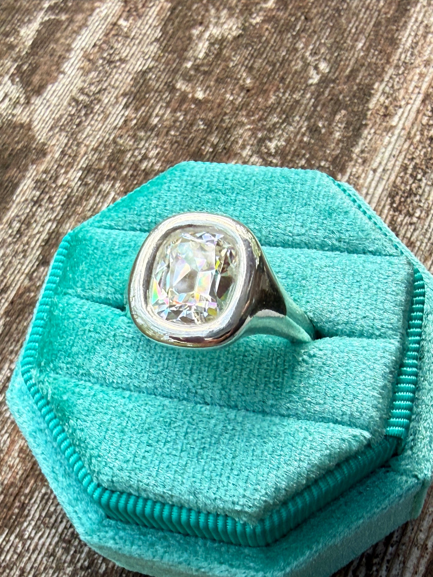 Aeterna Ring