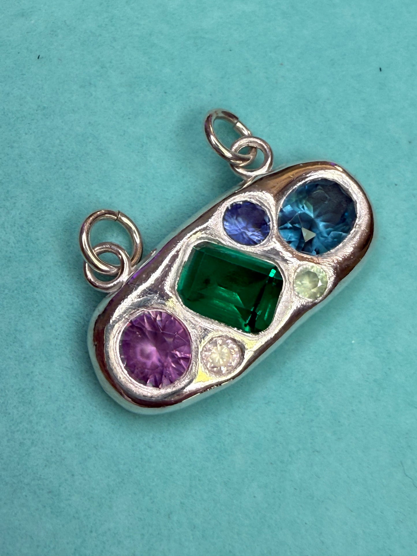 The Confetti Pendant — Reef