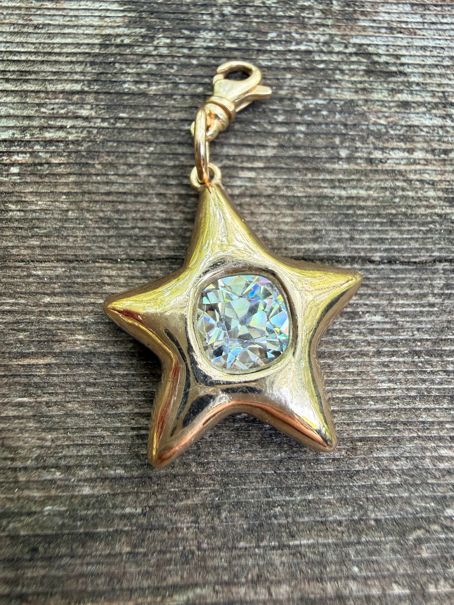 The Nova Pendant (Bronze)