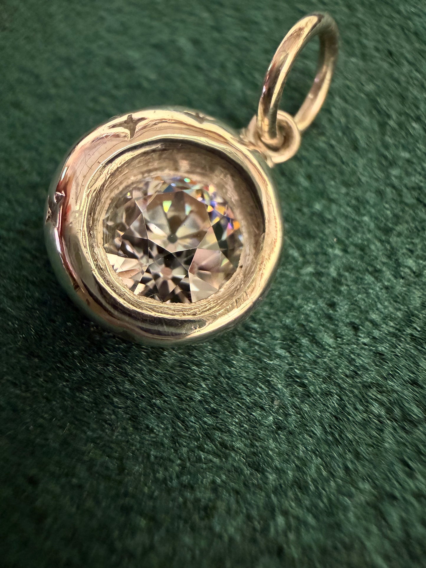 The Lumina Pendant