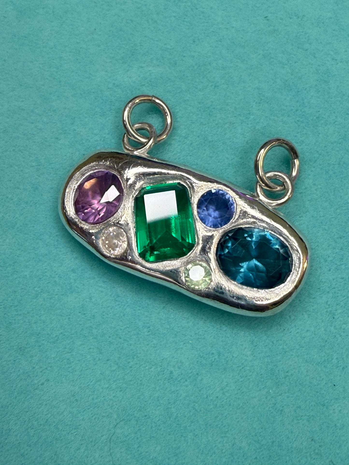 The Confetti Pendant — Reef