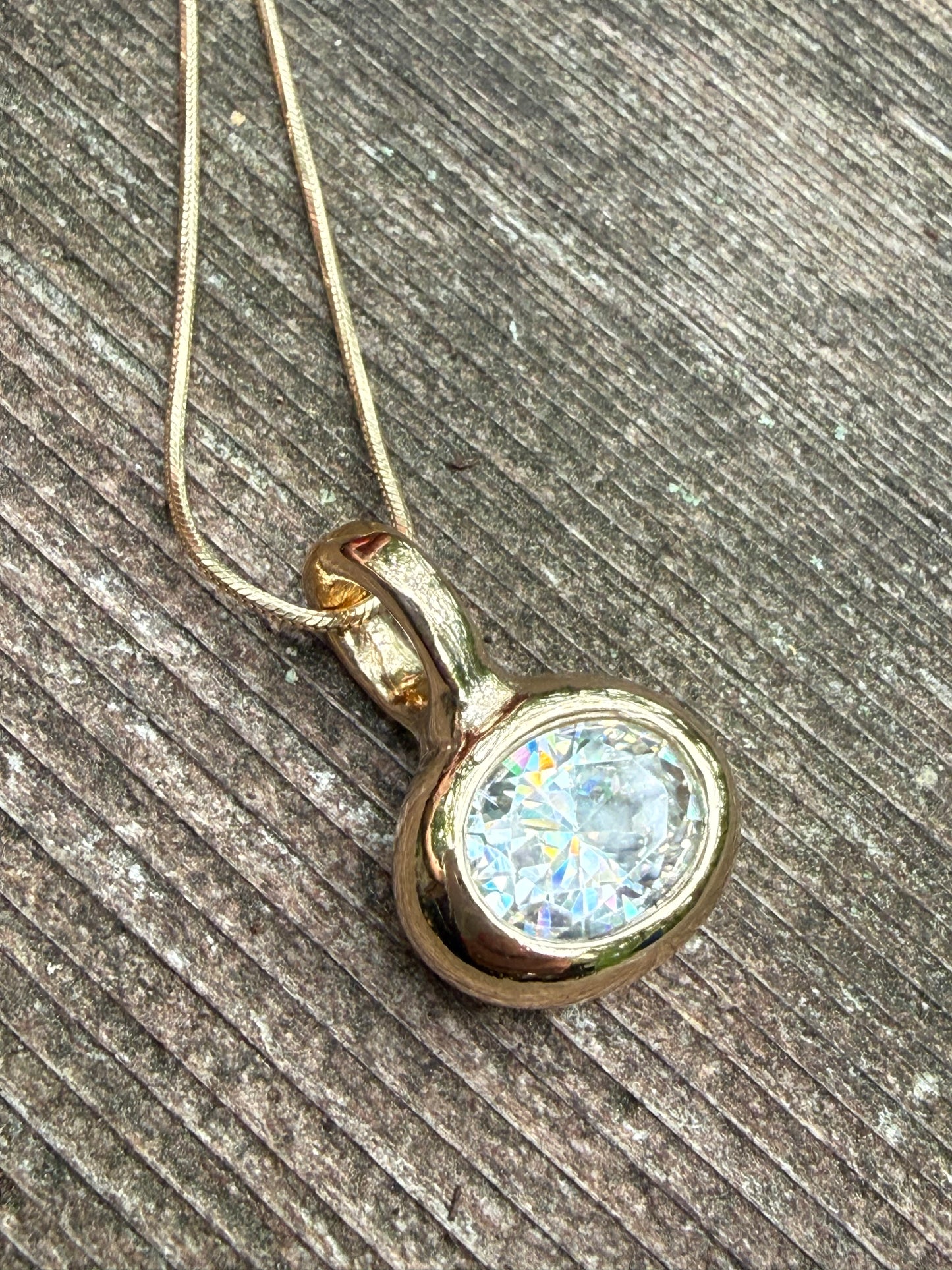 The Luxa Pendant
