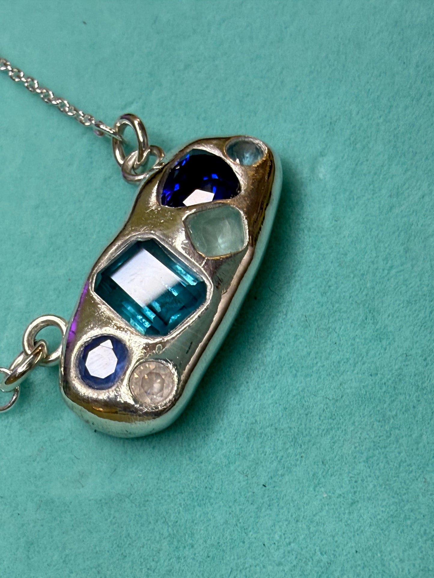 The Confetti Pendant - Indigo