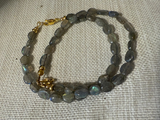 Mini Oval Labradorite Bracelet
